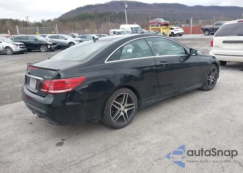 2016 Mercedes-Benz E 400 4Matic z USA, uszkodzony, nr VIN WDDKJ6HB1GF345338